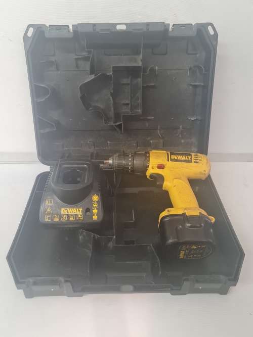De Walt Cordless Portable Drill